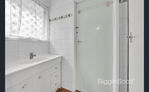 Springvale Single Room For Rent - Darwin Holiday 3