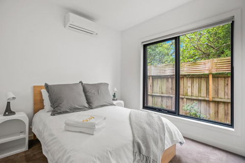 StayAU Modern 4-bedroom TH Bayswater - Darwin Holiday 2