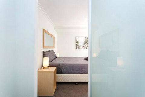 Stirling Apartment 1- Modern Central Apartment - Darwin Holiday 0