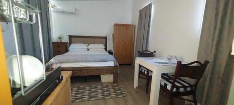 Studio Apartment - Darwin Holiday 1