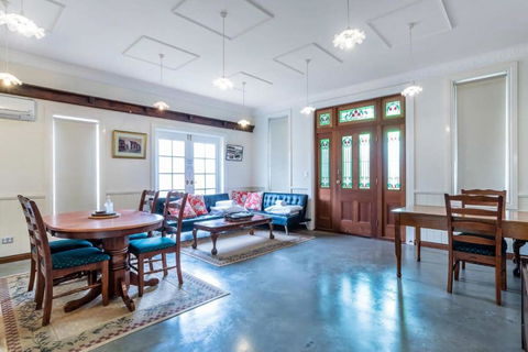 Studio In Ashgrove W Bedroom Loft - Darwin Holiday 3
