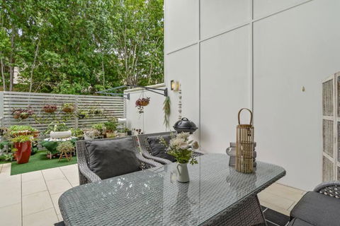 Stunning 3-bedroom Townhouse - Darwin Holiday 0