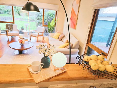 Stunning Family Home The Heart Of Box Hill North - Darwin Holiday 2