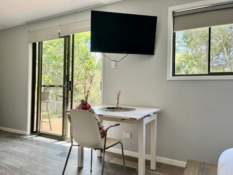 Stylish Guest Suite In Everton Hills - Darwin Holiday 3