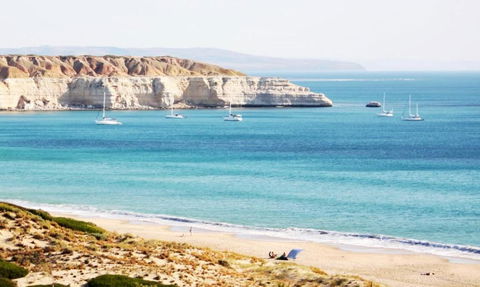 SUNSET CLIFFS Luxury Stay At Maslin Beach - Darwin Holiday 0