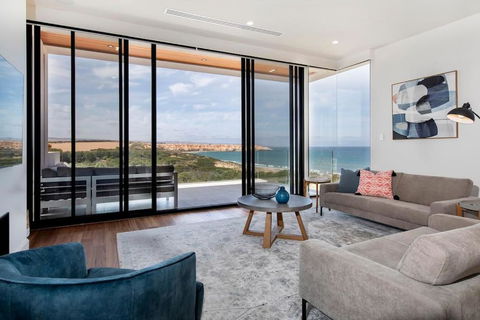 SUNSET CLIFFS Luxury Stay At Maslin Beach - Darwin Holiday 1