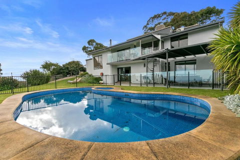 Sunset Estate In Mount Osmond - Darwin Holiday 3