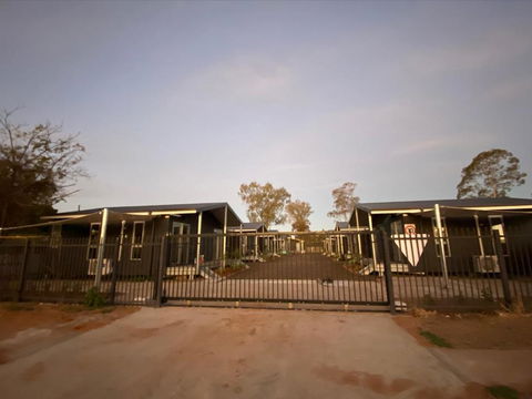 Sunshine Gardens Bourke Resort - Darwin Holiday 0