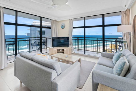 SURFERS PARADISE ABSOLUTE BEACHFRONT WITH VIEWS, HIGH LEVEL 1br Apt - IDEAL FOR COUPLES Or 2 PPL TRAVELLING TOGETHER - Darwin Holiday 1