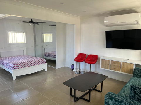 Sweet Home, Oakhurst - Darwin Holiday 3