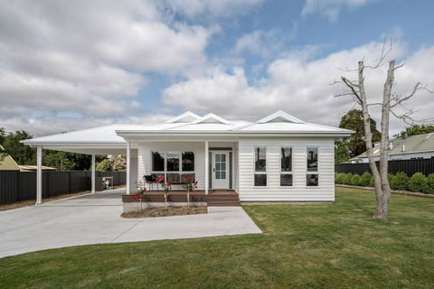 Tamar Valley Luxury Retreat - Darwin Holiday 0