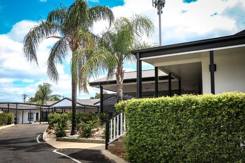 The Club Motor Inn Chinchilla - Darwin Holiday 3