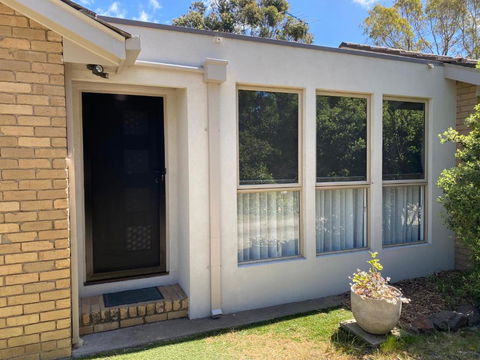The Delightful Tee House - Kilmore - Darwin Holiday 2