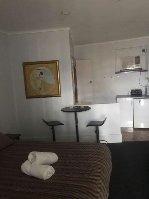 The Flinders Hotel Motel Port Augusta - Darwin Holiday 3