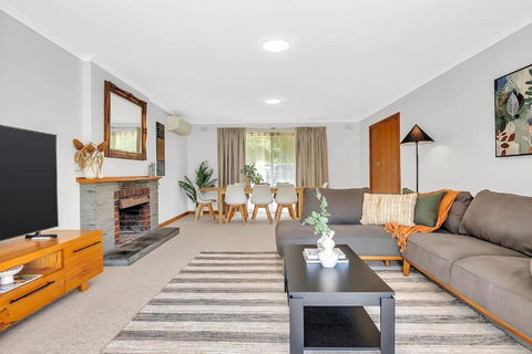 The Glenalvie - Sprawling Serenity In Adelaide Hills - Darwin Holiday 2