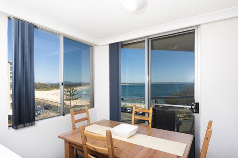 Beachpoint, Unit 303, 28 North Street - Darwin Holiday 3