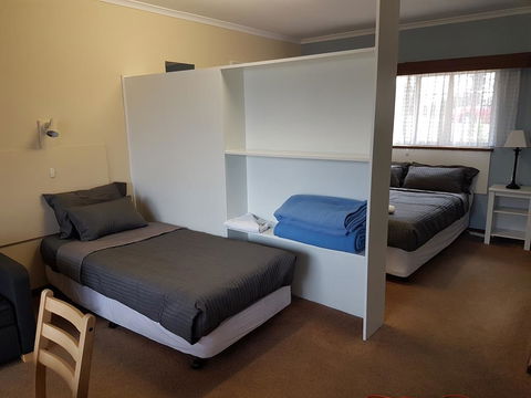Beachport Motor Inn - Darwin Holiday 3