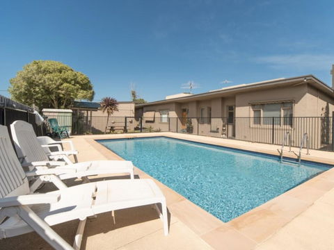 Beachside Apartment - Darwin Holiday 0