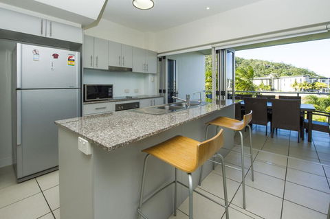 Beachside Apartment 13 - Darwin Holiday 1