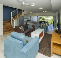 Beachside Apartment 14