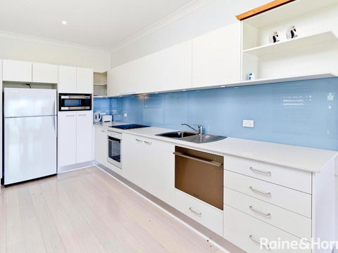 Beachside Bungalow #4 - 4/139 Avoca Drive, Avoca Beach - Darwin Holiday 2