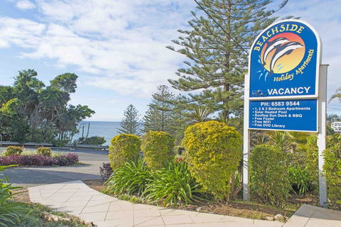 Beachside Holiday Apartments - Darwin Holiday 1