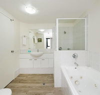 Beachside Neptune Resort Apt Upgraded - Darwin Holiday