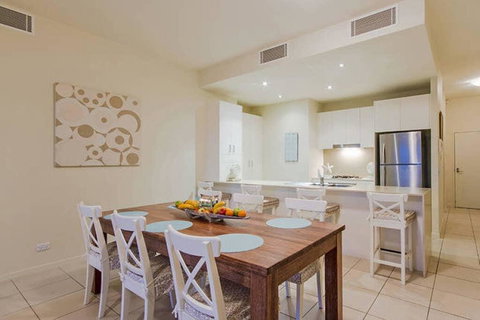 Beachside Penthouse With 360views - Darwin Holiday 2