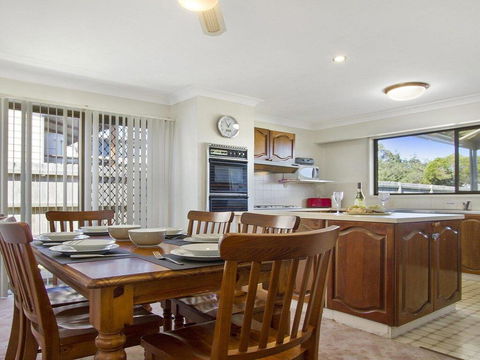 Beachway - Beach Access At End Of Street - Darwin Holiday 2