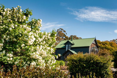Beaupre Cottage - Darwin Holiday 0