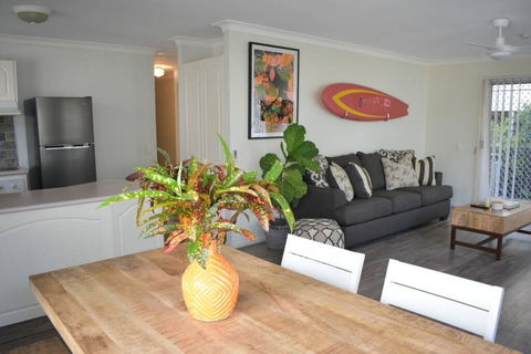Beautiful Maroochy River Villa - Darwin Holiday 2