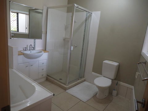 Bed And Breakfast With Airport Transfers And Rental Car - Darwin Holiday 2