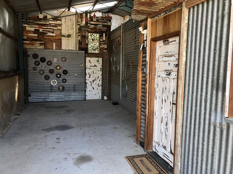 Bed In A Shed Vineyard Stay - Darwin Holiday 3
