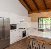 Bedella - Darwin Holiday