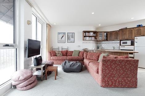 Beehive 14 - Darwin Holiday 0