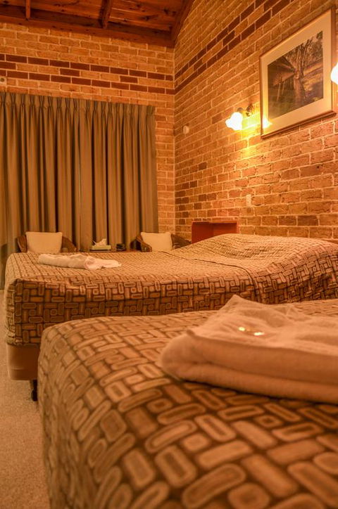 Beenleigh Village Motel - Darwin Holiday 3