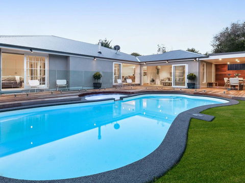 Bella Casa - Luxury Boutique Holiday Home With Heated Pool! - Darwin Holiday 3