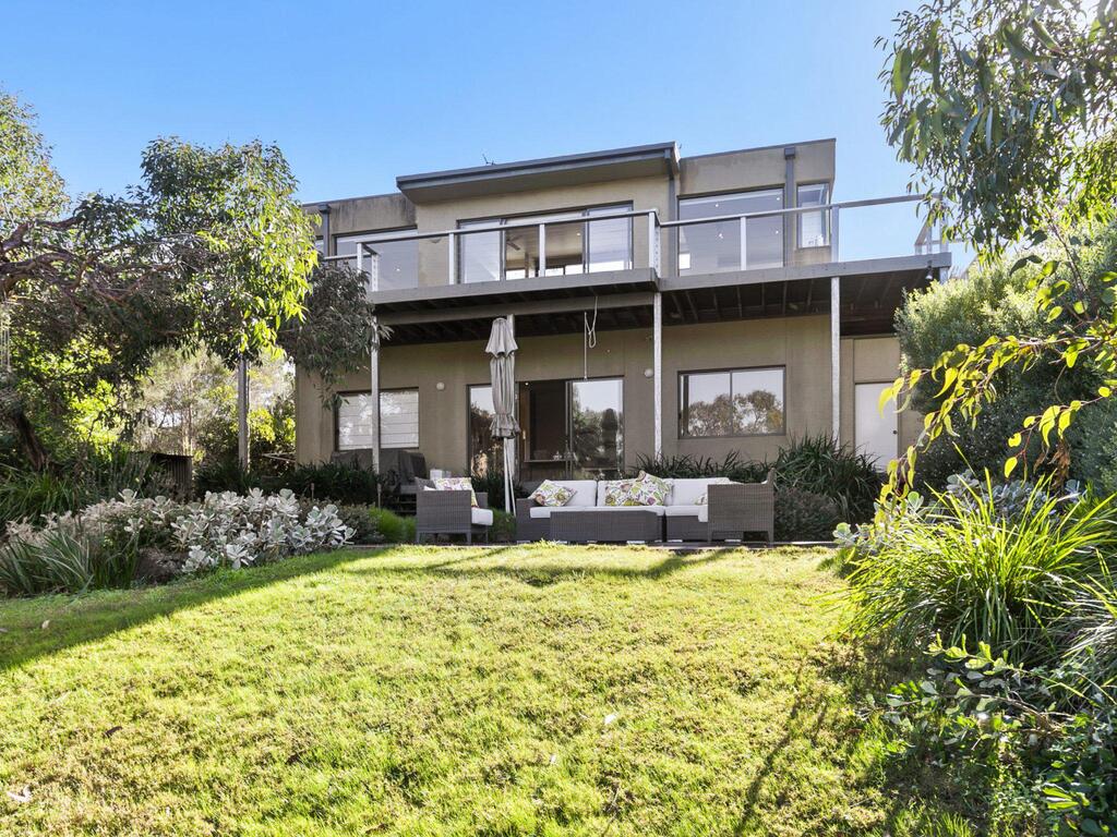 Glenormiston North VIC Darwin Holiday