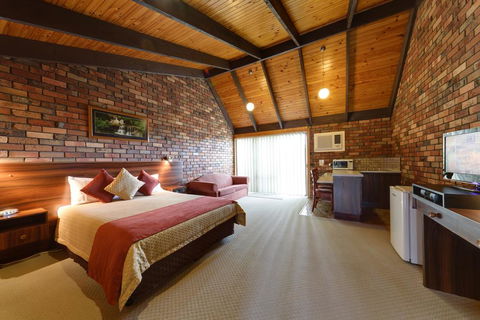 Belvoir Village Motel & Apartments Wodonga - Darwin Holiday 1