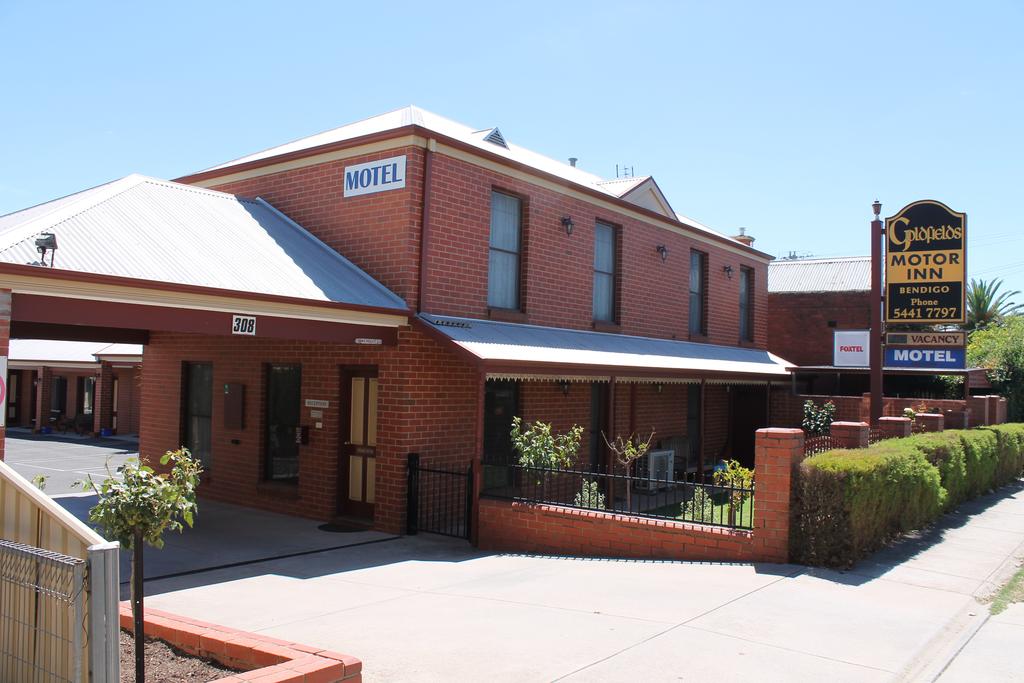 Golden Square VIC Darwin Holiday