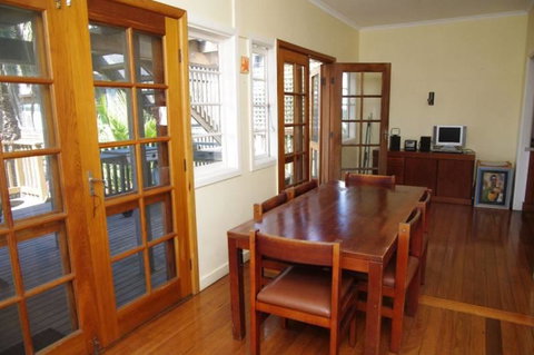 Berry, 16 East Street - Darwin Holiday 2