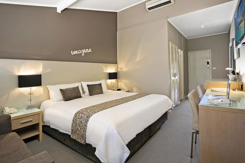 Best Western Sanctuary Inn - Darwin Holiday 1