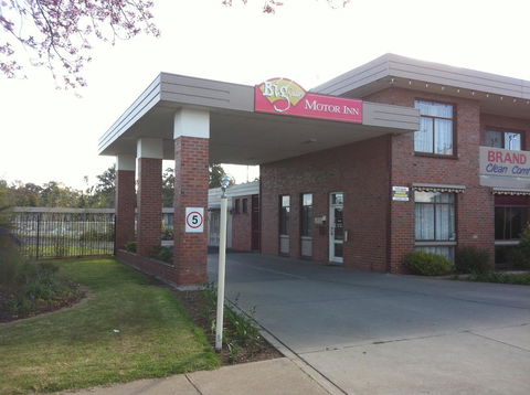 Big Valley Lakeside Paradise Motor Inn - Darwin Holiday 0