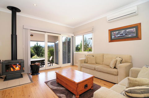Bimbadeen - Comfortable Country Styled House! - Darwin Holiday 2