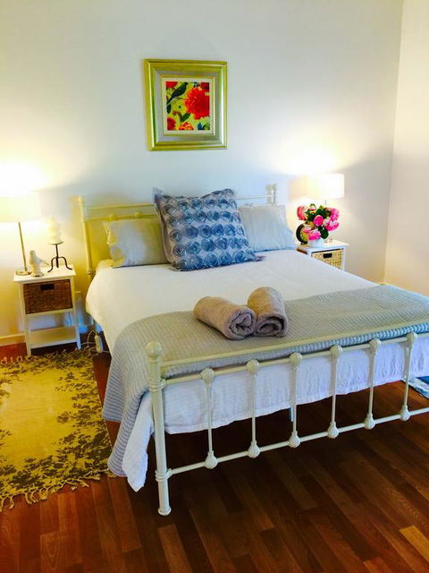 Birchwood Cottage - Darwin Holiday 3