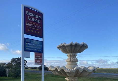 Bishop's Lodge Motor Inn - Darwin Holiday 2