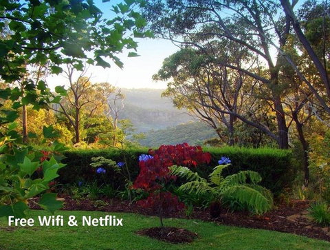 Black Cockatoo Retreat - Darwin Holiday 0