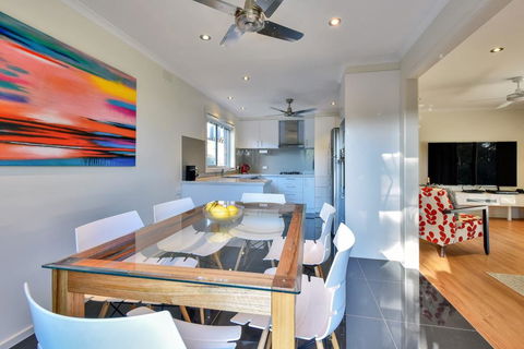 Blairgowrie Contemporary Beach Retreat - Darwin Holiday 0