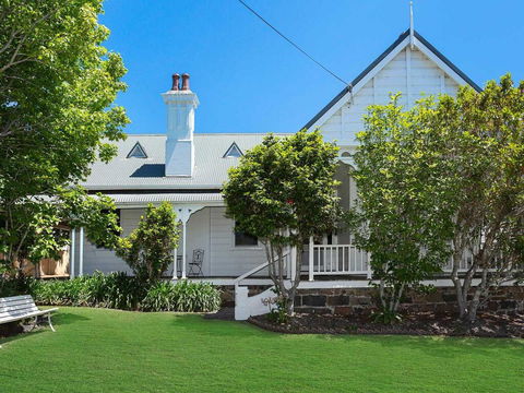 Blake House - Iconic Coastal Homestead - Darwin Holiday 0