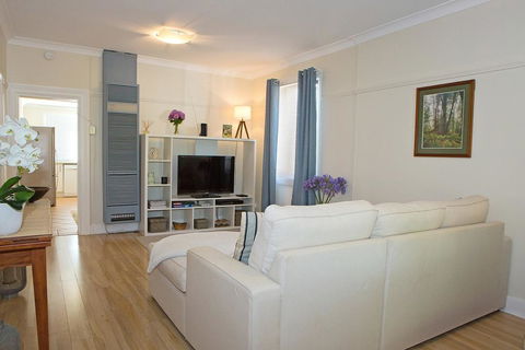 Blue And White Nile - Darwin Holiday 2